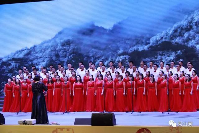 乌兰花镇党委召开2023年度学习贯彻习近平新时代中国特色社会主义思想专题民主生活会